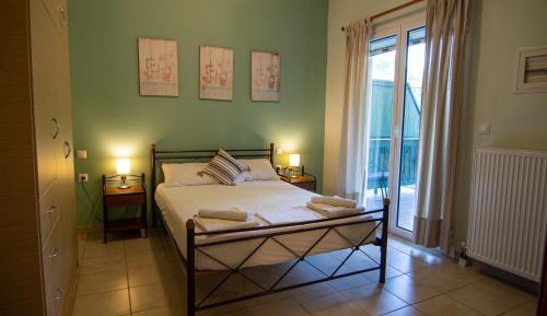 Studio (2 Adults)