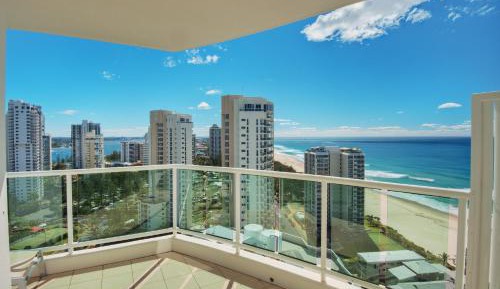 One-Bedroom Apartment with Ocean View