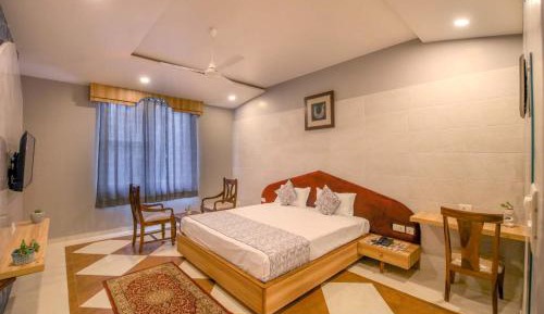 Deluxe Double Room with Balcony