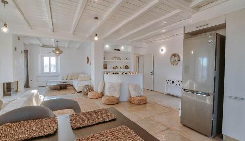 Two-Bedroom Apartment with Balcony and Sea View