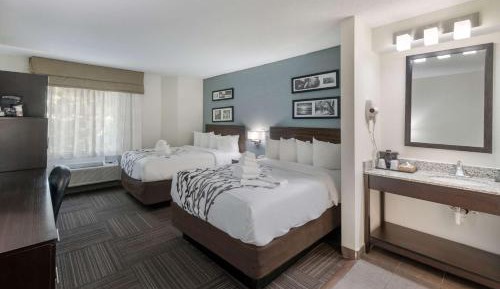 Double Room with Two Double Beds - Non-Smoking