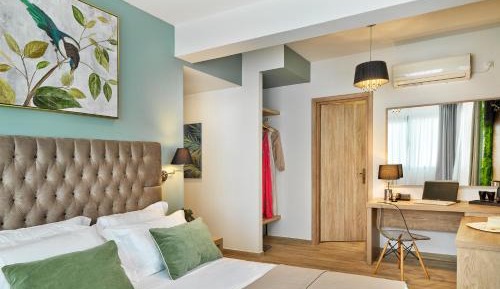 Superior King Room