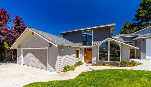 Three Bedroom holiday home 