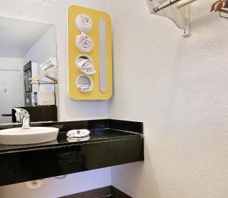 Deluxe Quadruple Room - Smoking