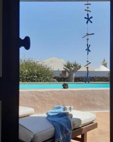 Queen Room with Garden View