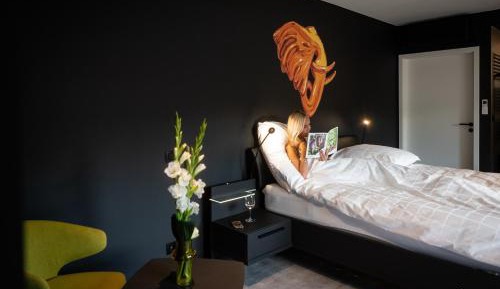 Suite with Spa Bath
