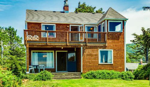 Four bedroom holiday home 