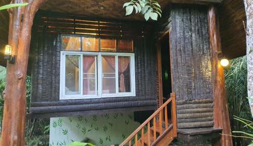 Deluxe Room with Cliff View
