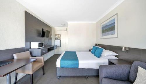 Queen Room - Lower Level