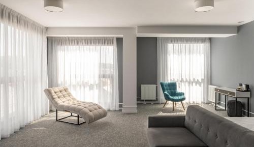 Deluxe Junior Suite