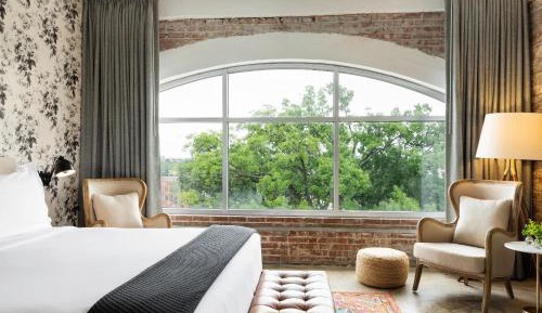 Deluxe Junior Suite