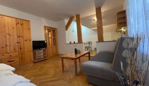 Superior King Suite