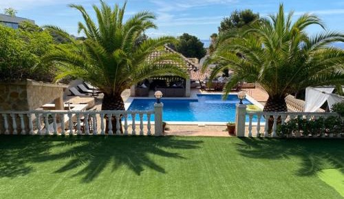 Deluxe Villa