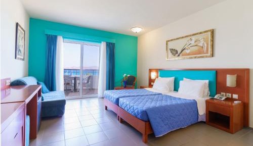 Deluxe Double or Twin Room with Sea View