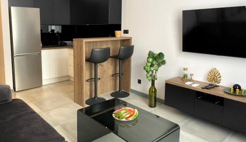 Apartment 4