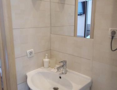  Budget Double Room without Window