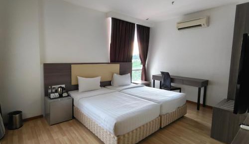 Superior Twin Room