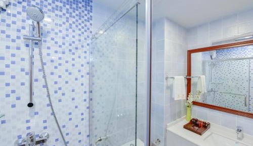 Deluxe Room with Island View (10% off on Spa, Scheduled Excursions and Romantic Dinners [Terms and Conditions apply])