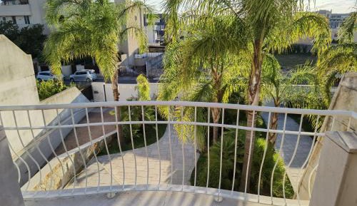 Apartment with Garden View