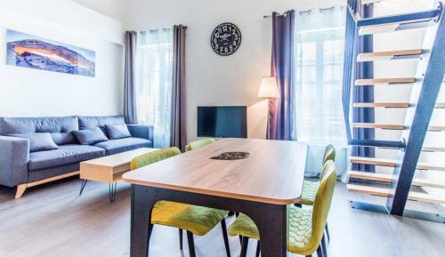 One-Bedroom Apartment