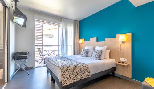 Superior Double Room with Balcony
