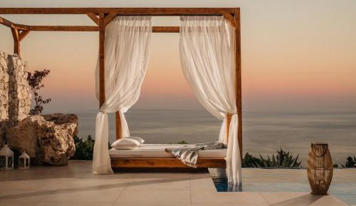 Honeymoon Suite with Sea View