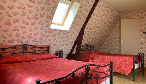 Triple Room with Private Bathroom