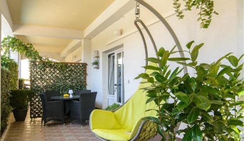 Studio with Terrace