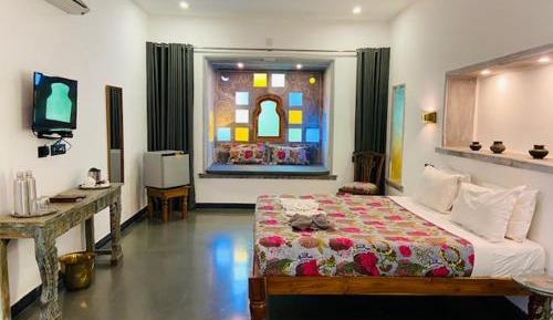Superior King Room