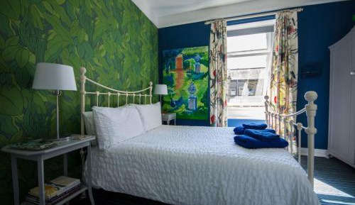 Ensuite Bedroom