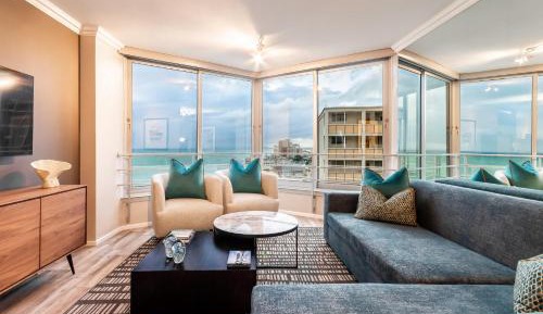 Two-Bedroom Apartment with Sea View