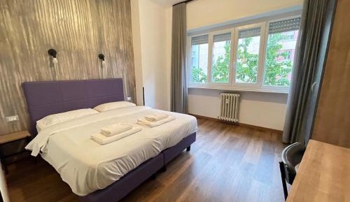 Double or Twin Room with Private Bathroom