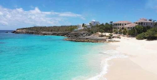 Villa - Beach Front