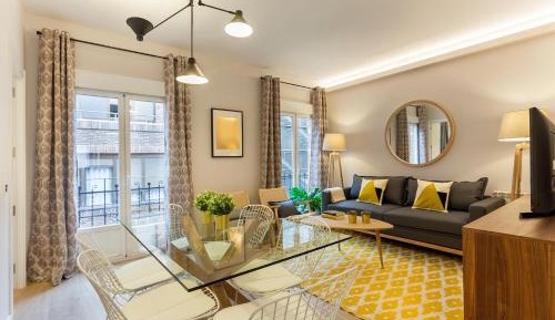 Two-Bedroom Apartment IV