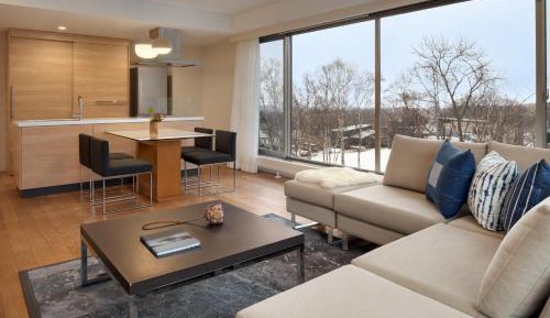 1 Bedroom Suite King Bed