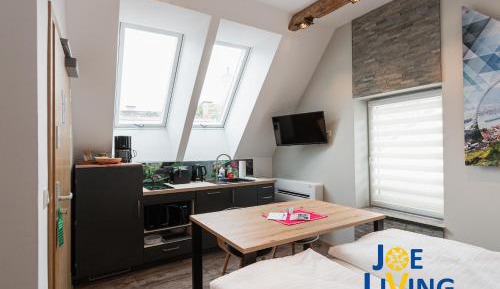 Apartment 6