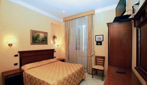 Large Double Room