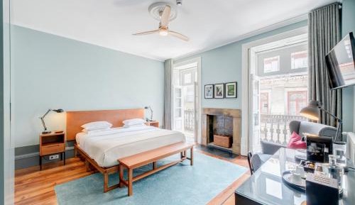 Superior Suite with City View
