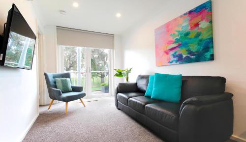 Two-Bedroom Apartment with Spa Bath
