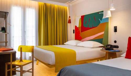 Superior Room with Sofa