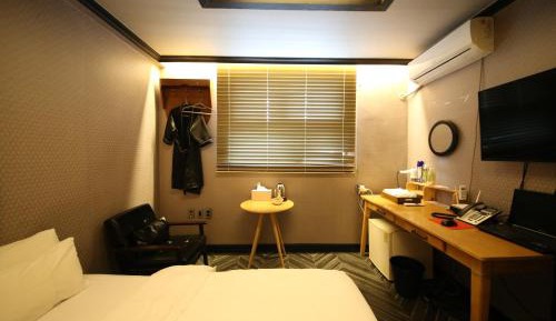 King Room with Lake View