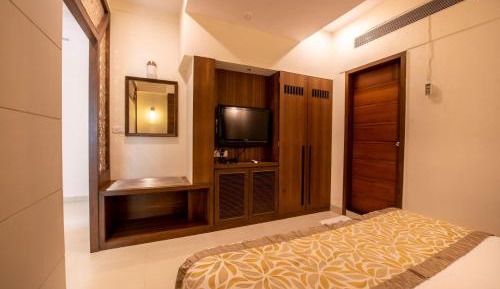 Deluxe Suite