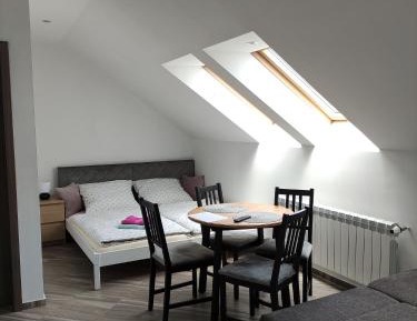 Quadruple Room with Private Bathroom