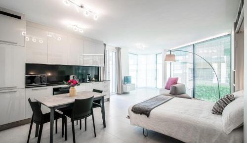 Studio Apartment