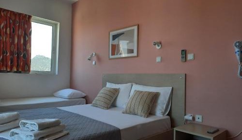 Deluxe Double or Twin Room with Balcony and Sea View