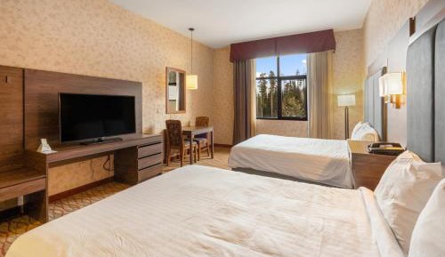 Two Queen Beds - Valley View