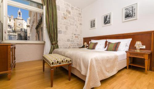 Deluxe Double Room with Old Town View