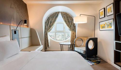 Premium Room