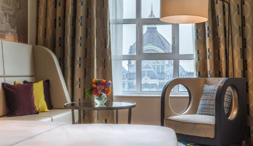 Superior Room with City View
