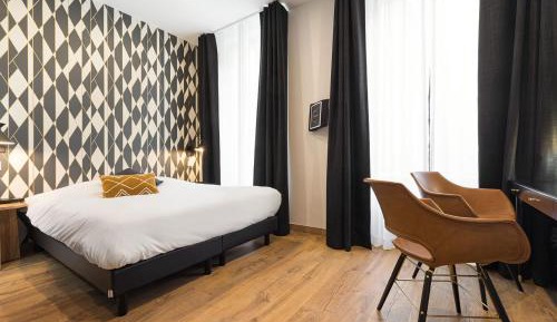 Suite with Balcony